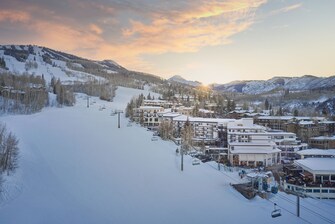 Ski-in ski-out view of Viewline Resort