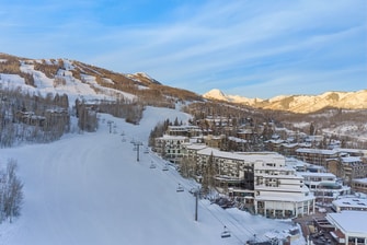 Ski-in ski-out view of Viewline Resort