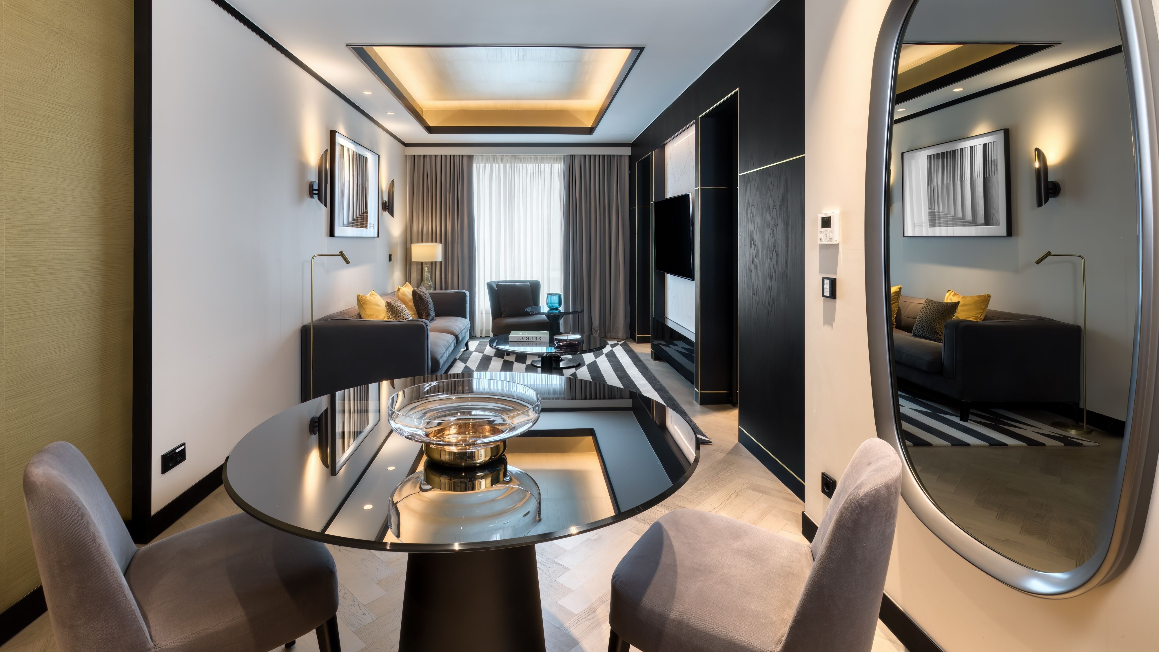 Suite Stay: Signature Dinner with Acropolis View