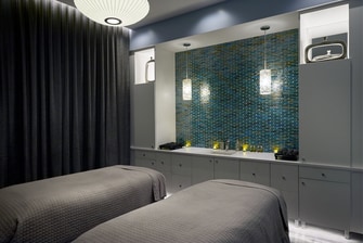 Spa room with 2 Beauty Beds