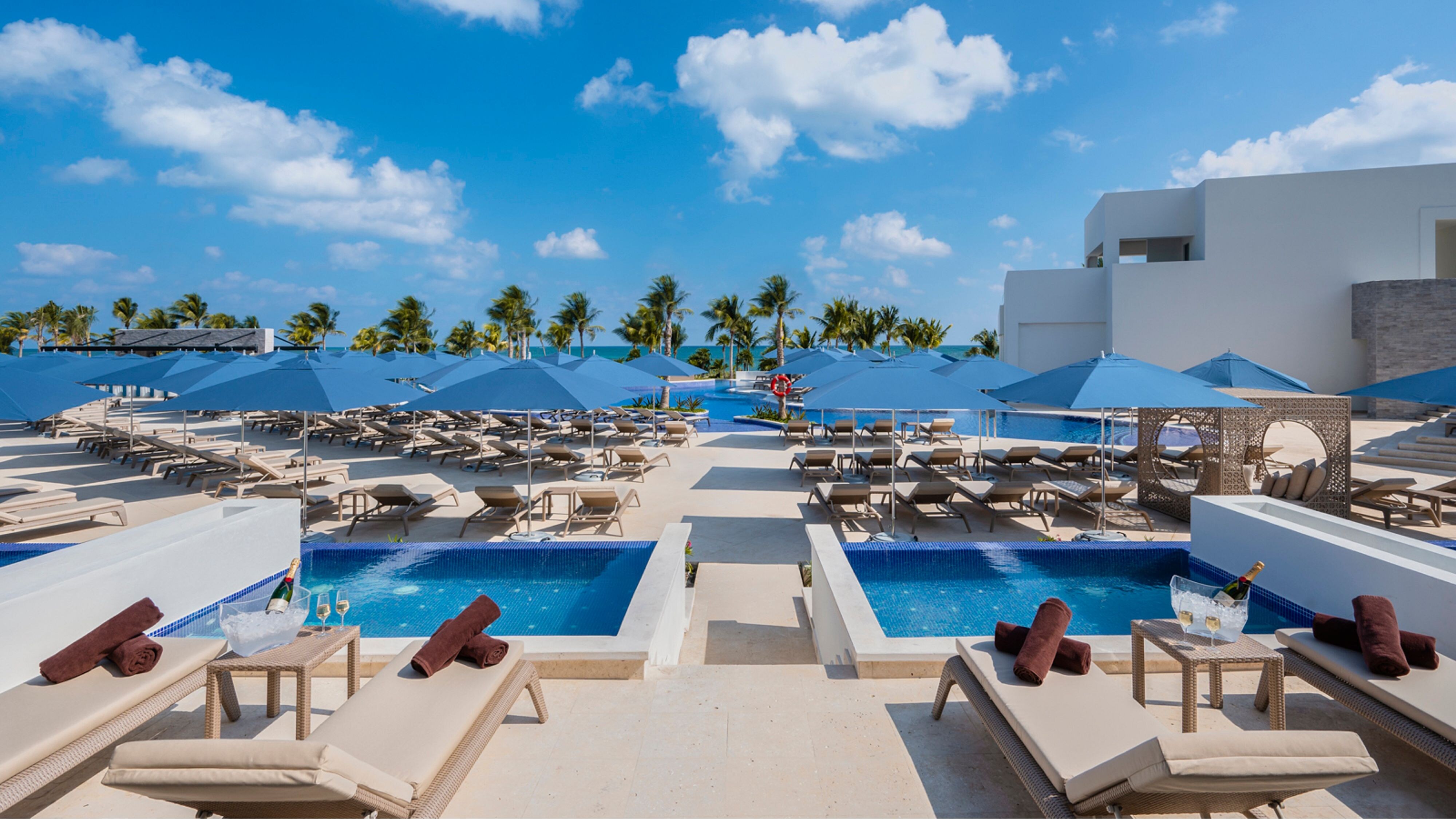 Elevate Every Moment with Diamond Club: Butler service + In-room indulgences