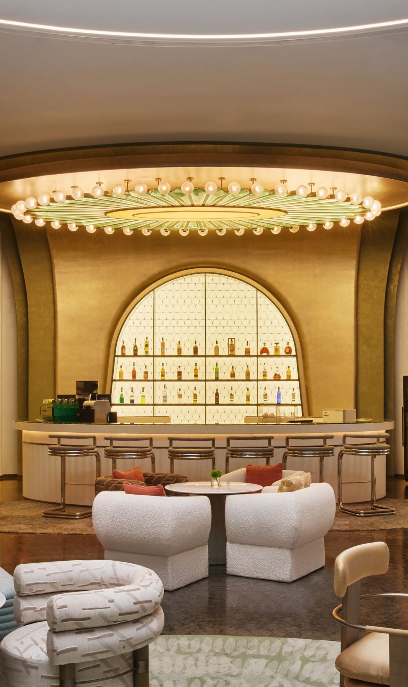 Qietao Ran · Lobby Bar