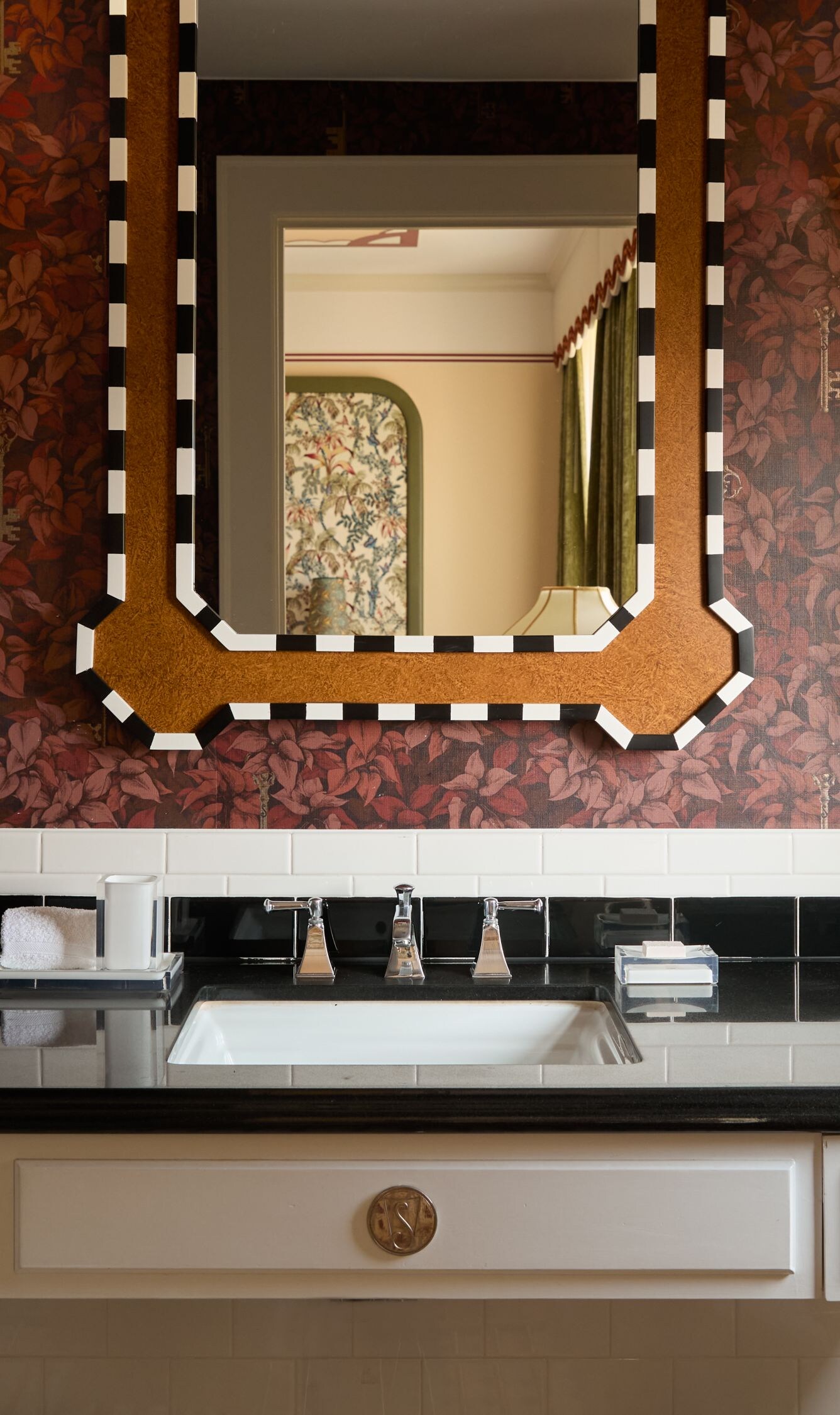 Vanity with decorative mirror