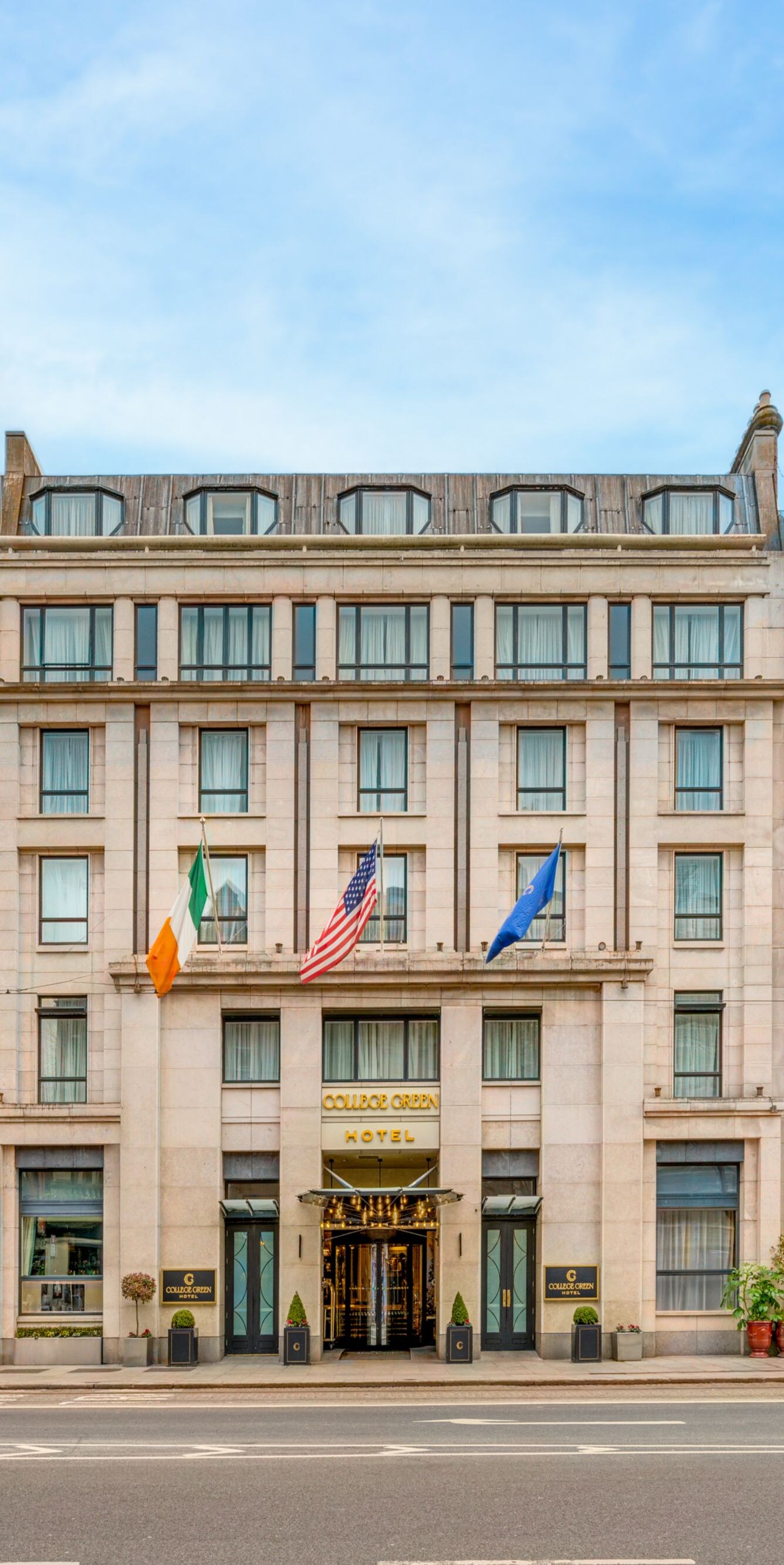 college-green-hotel-dublin-exterior