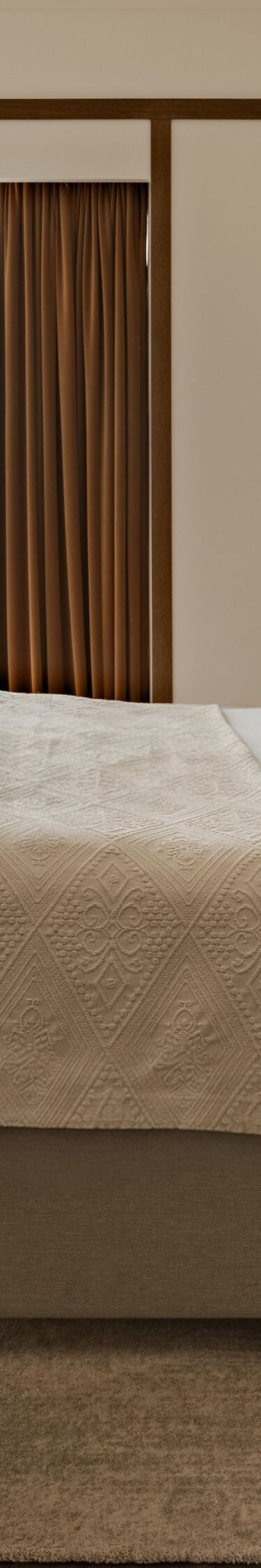 Junior Suite comfy king bed