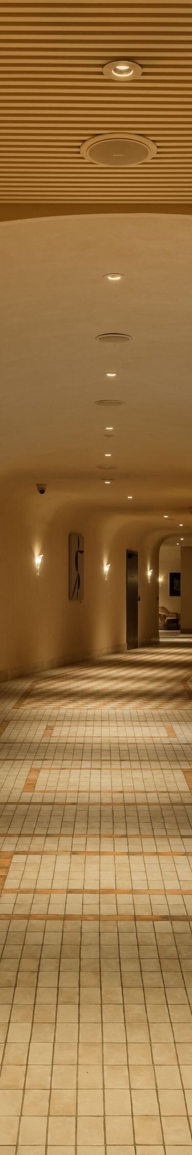 Tunnel to Spa area