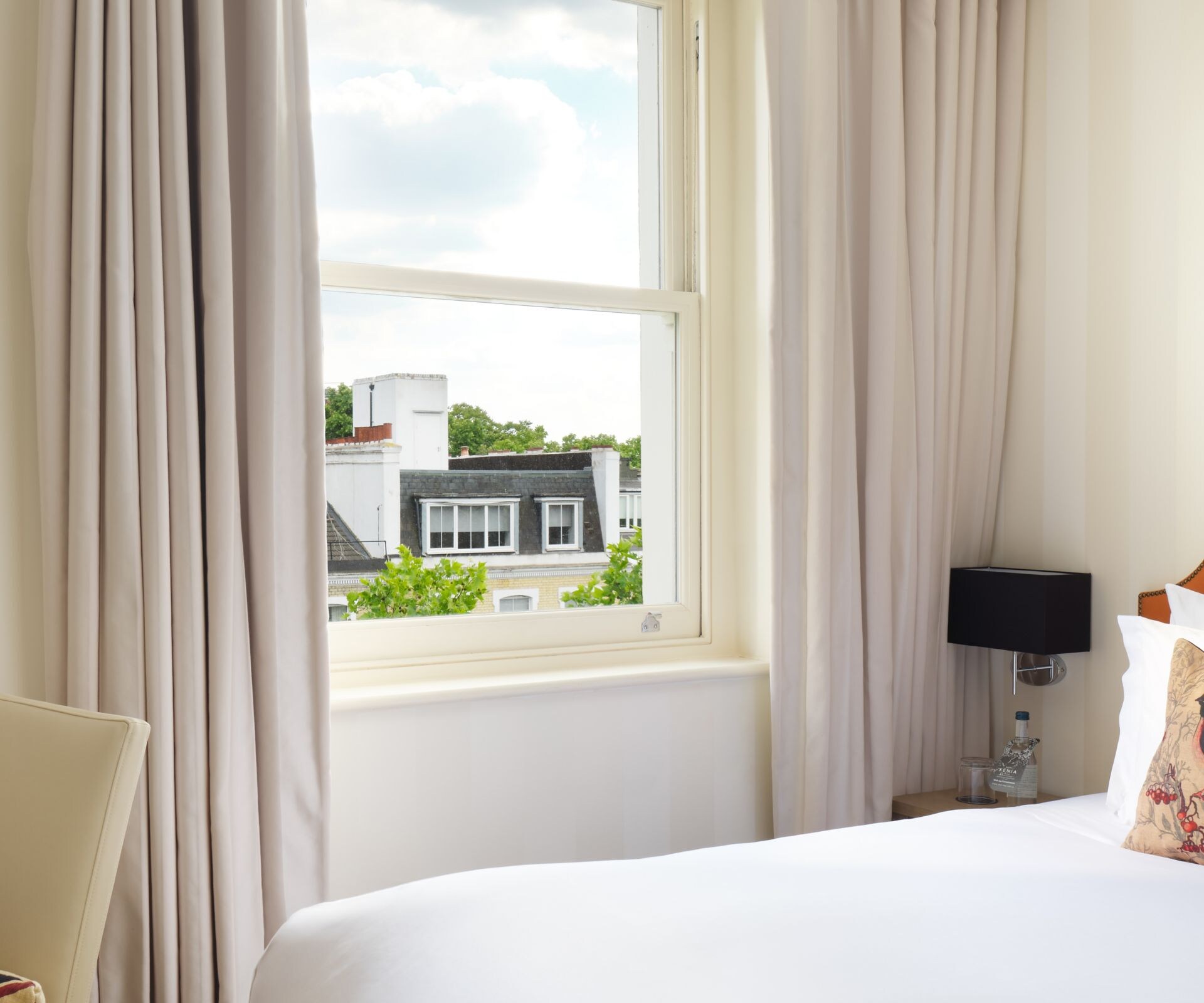Petit guestroom, double bed