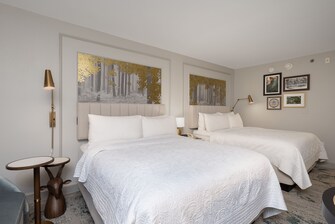 Zimmer mit 2 Queensize-Betten – Anreise