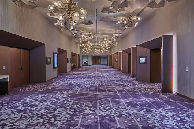 image of foyer and hallway at convention hotel