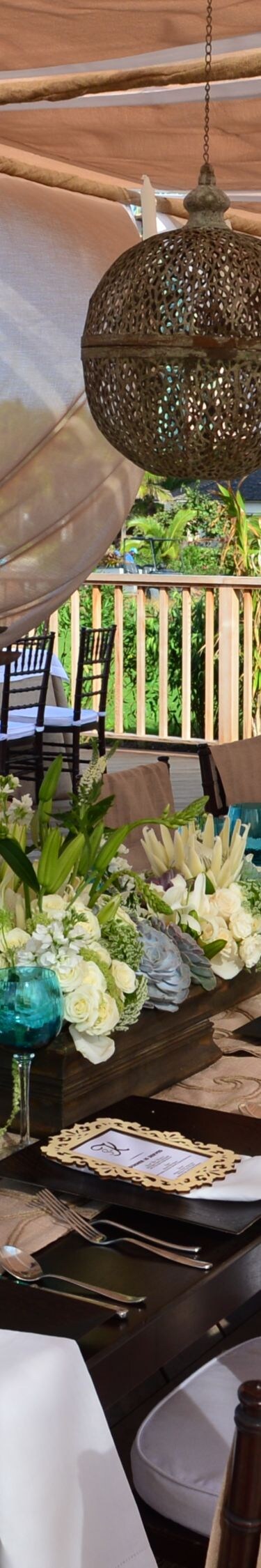 Elegant seaside dining setup