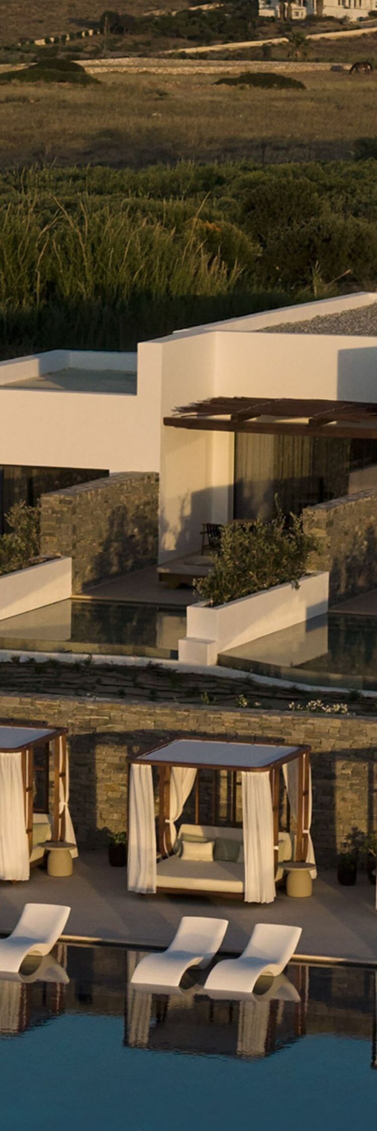 Exterior view of Orosea Paros