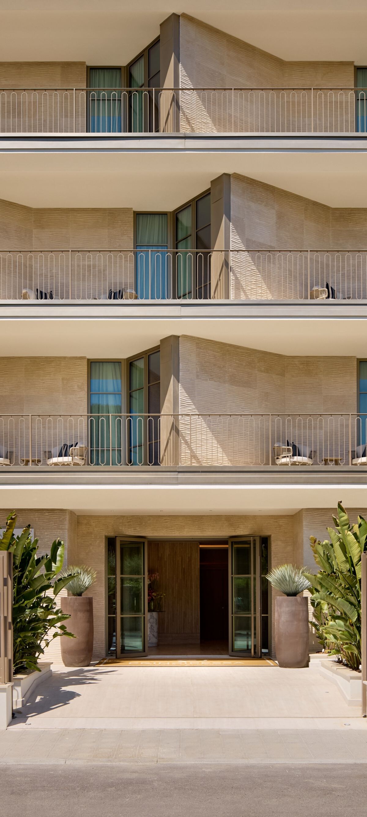 Exterior of Principessa hotel building
