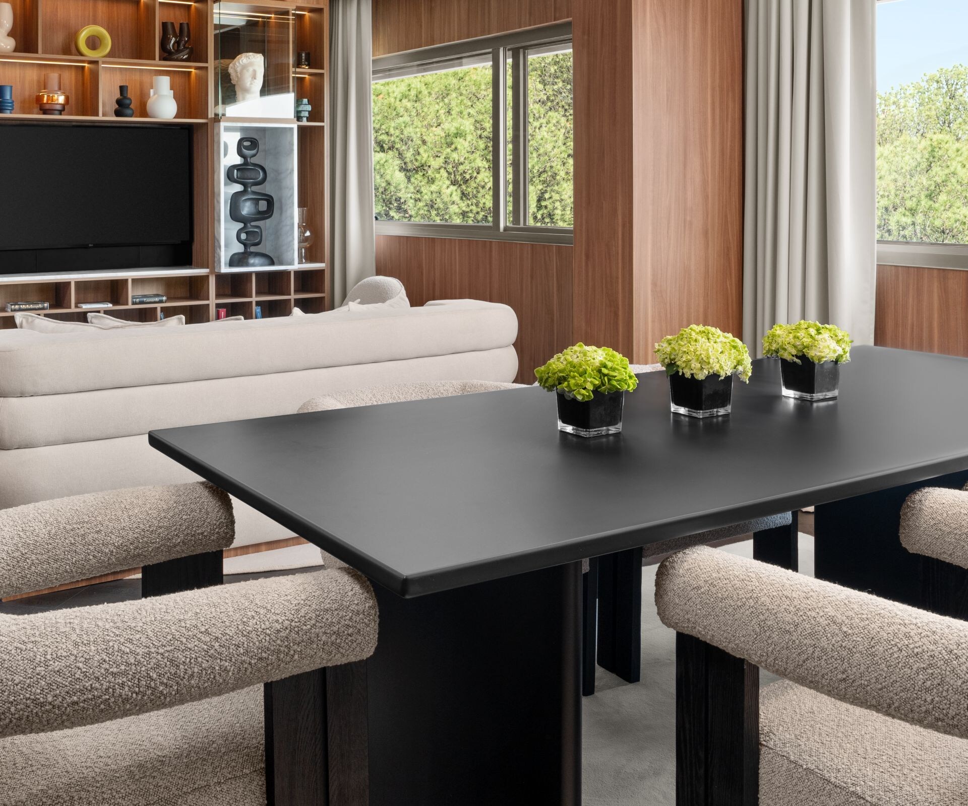 TOP Suite living area
