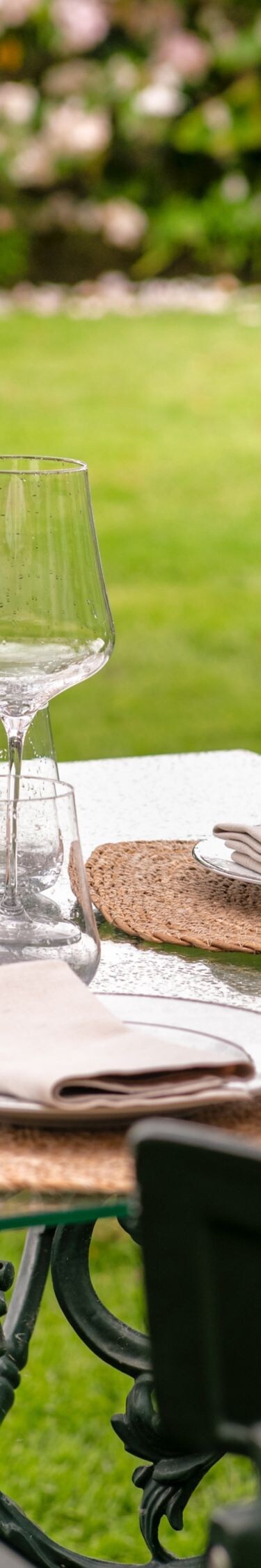 Culto Terrace tables and chairs