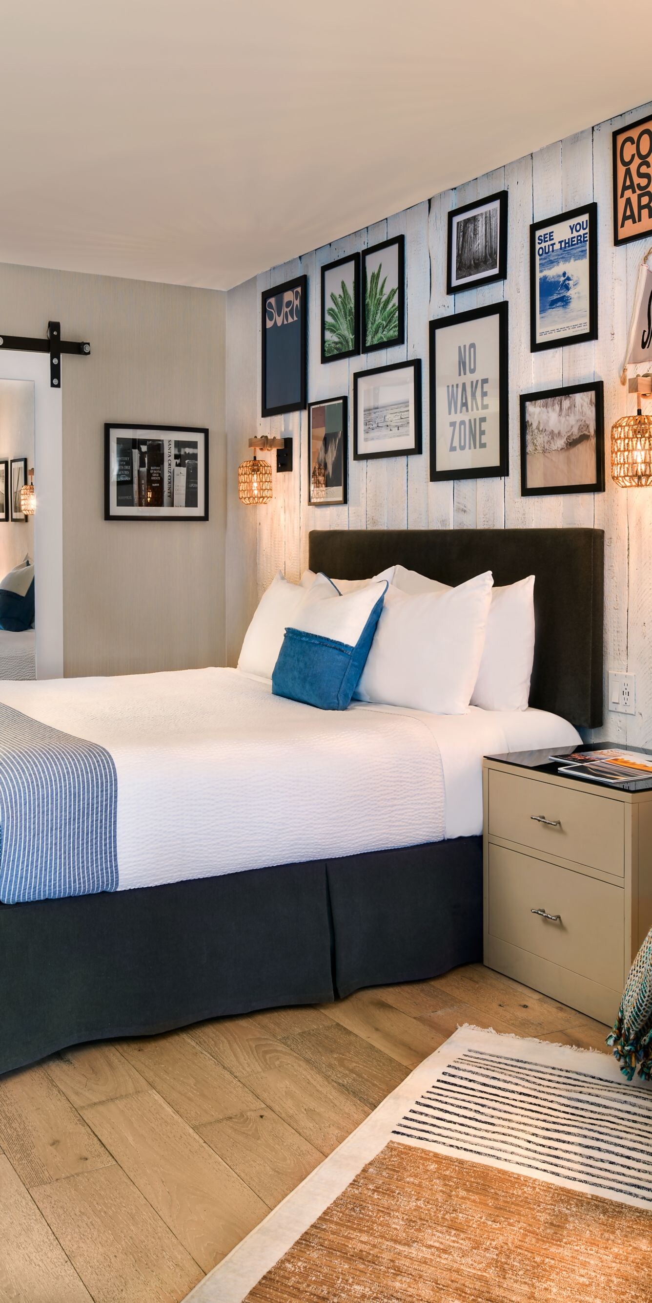 King bed guest room