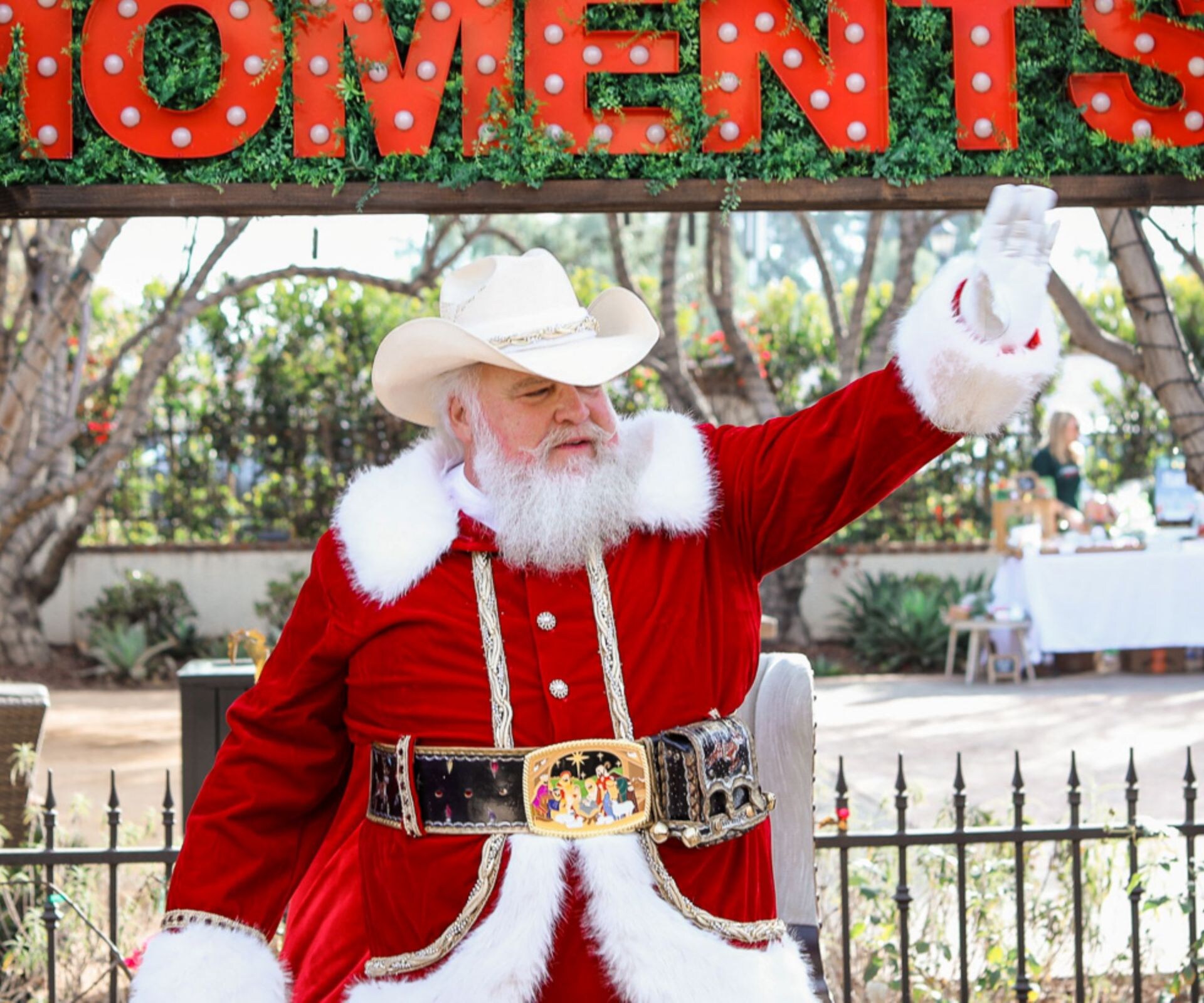 santa and mrs. claus