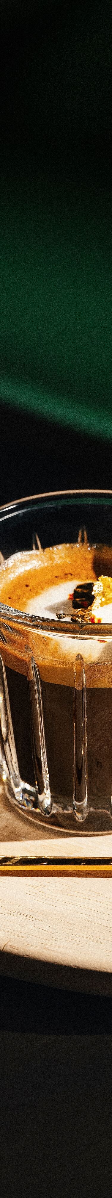 Coffee ritual with pakhlava and saffron