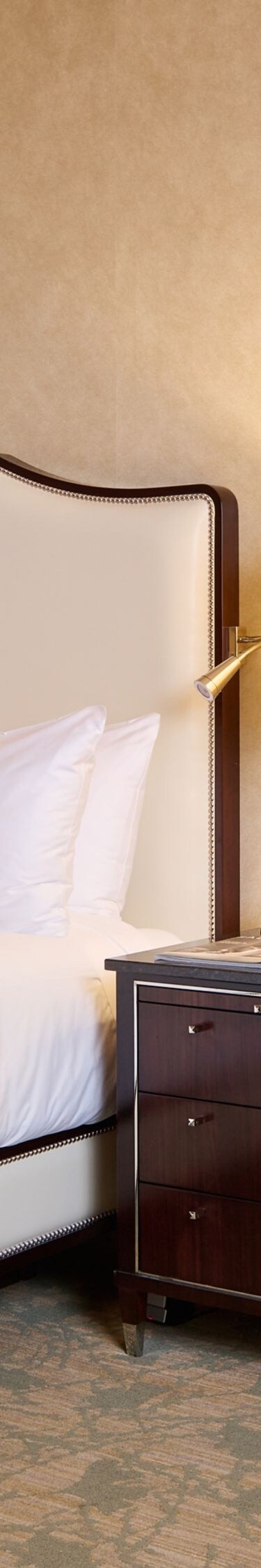 Spacious king bedroom