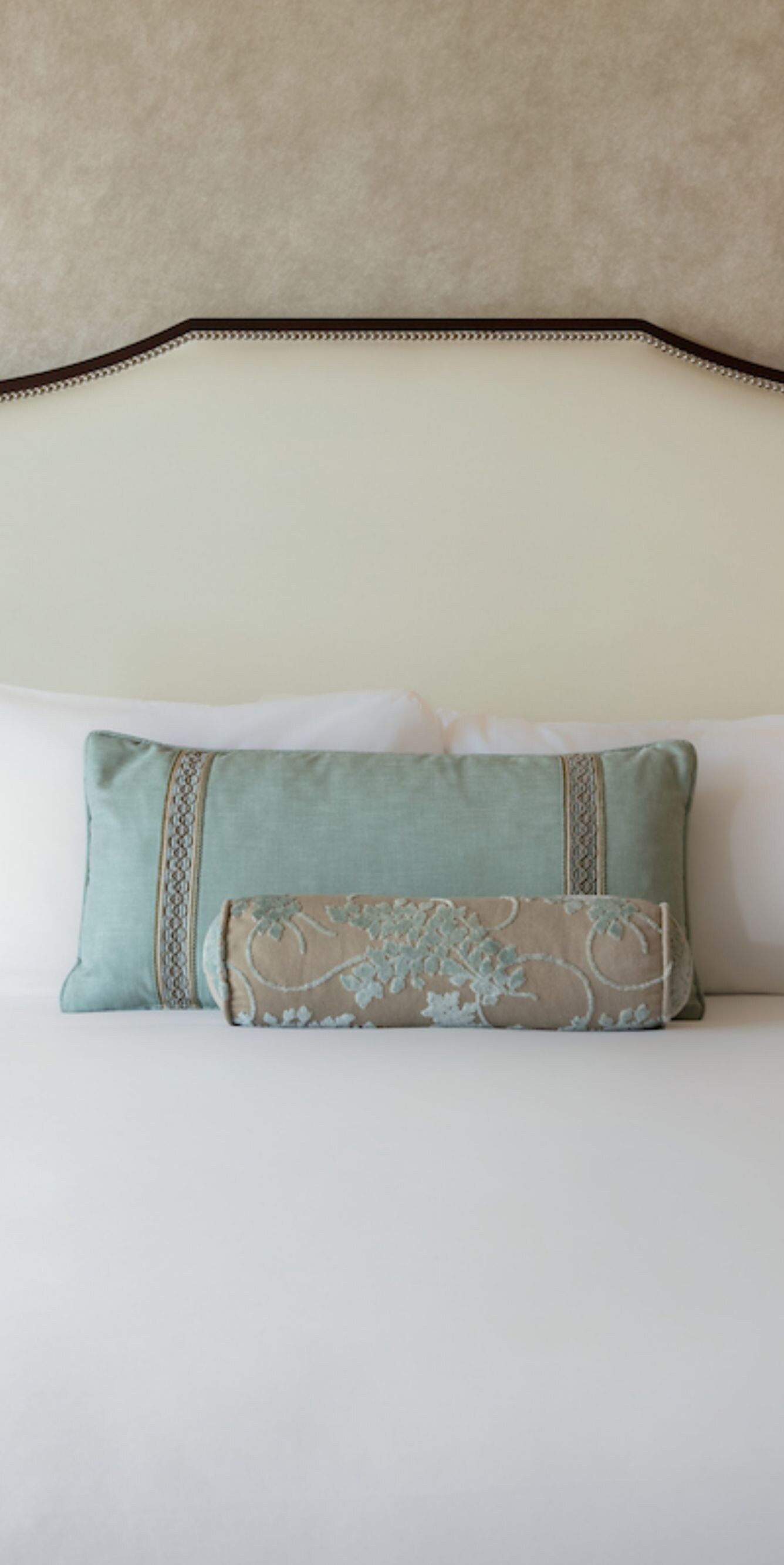 Deluxe king bed with luxury linens and lamps