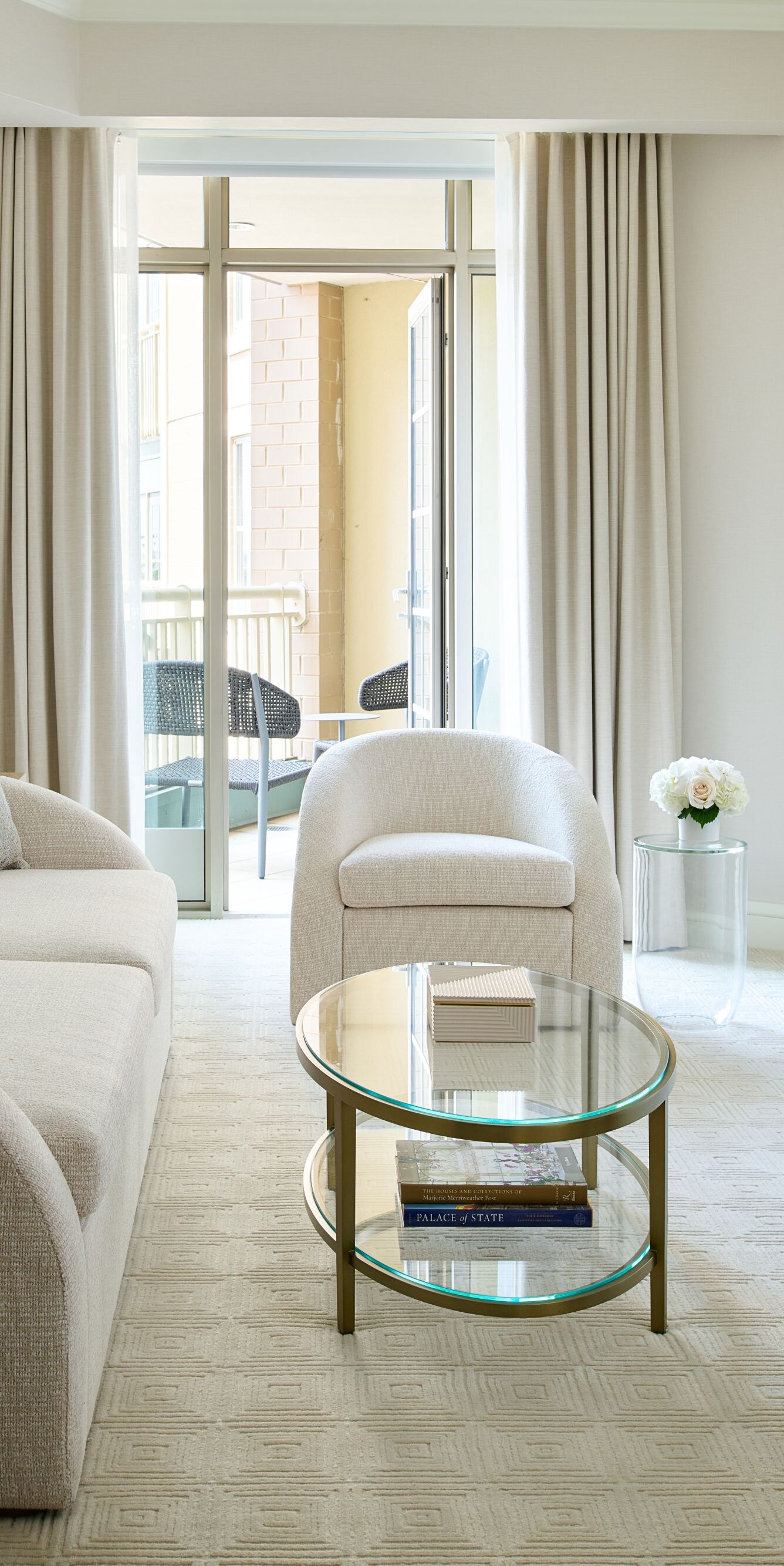 One-bedroom suite living area