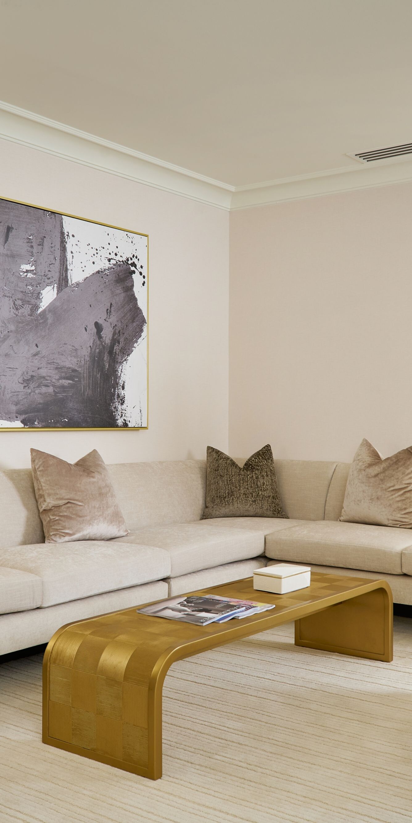 Suite parlor with seating area