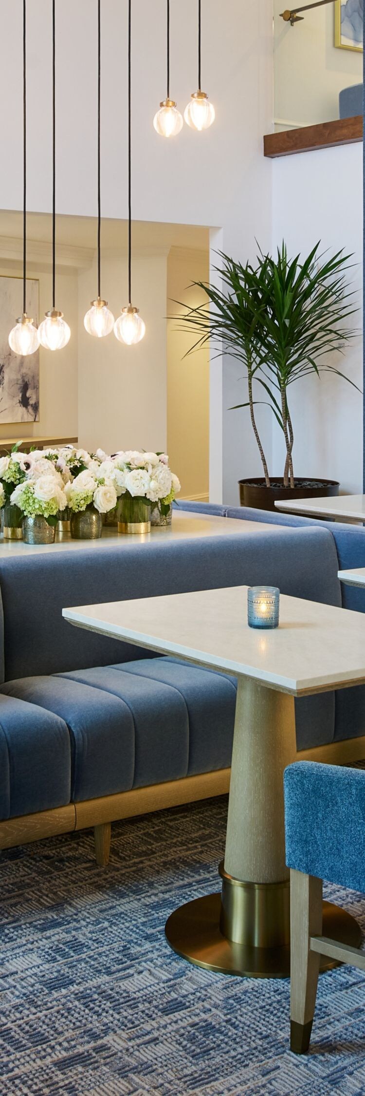 Monument Club dining and lounge space
