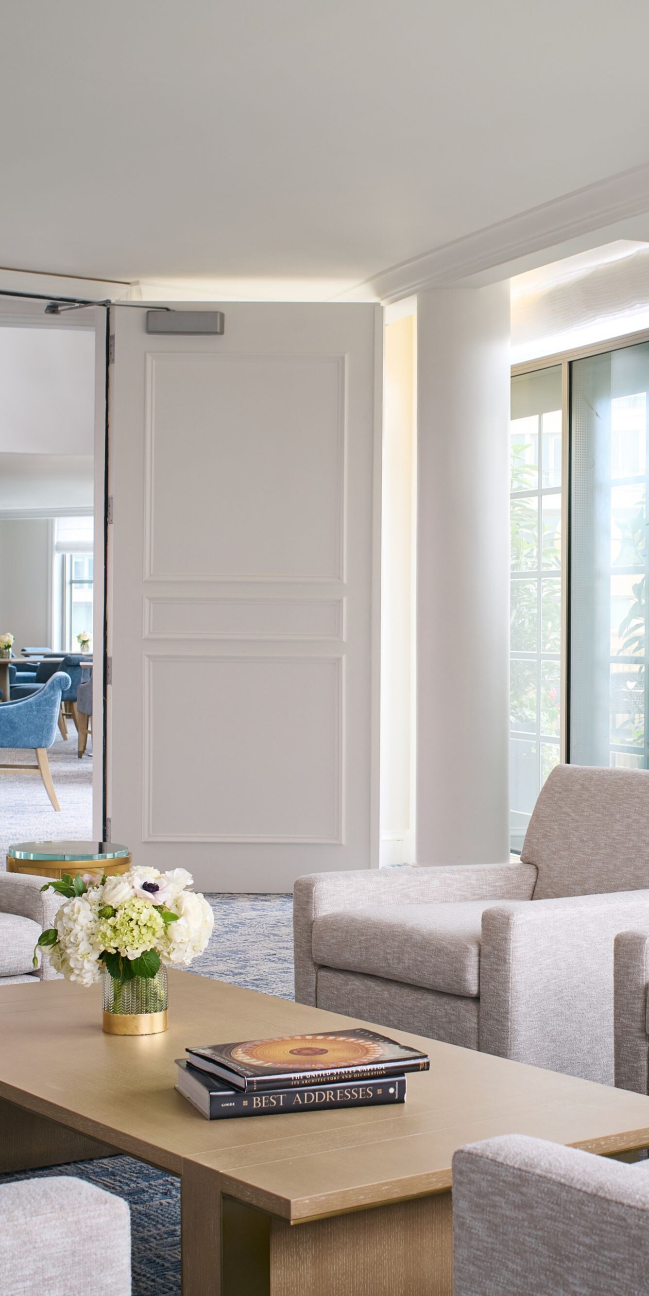 Monument Club lounge with seating