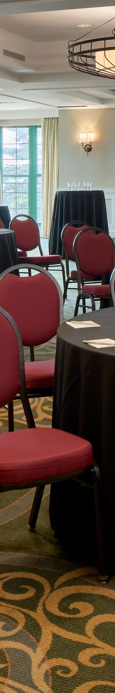 Crescent round meeting room setup with 6 chairs