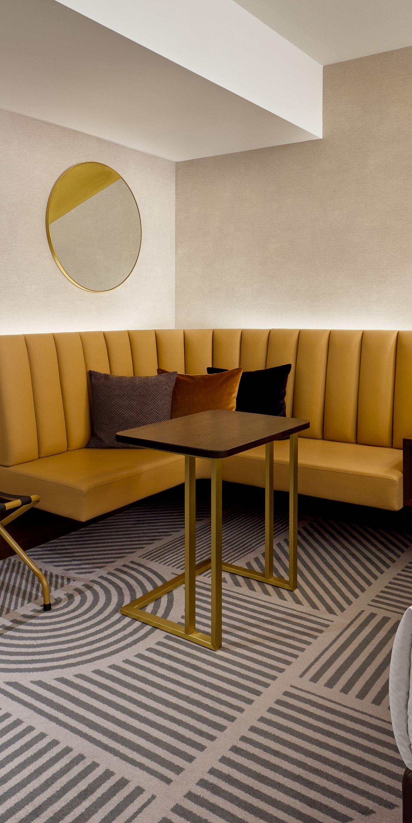 Superior Zimmer – Sitzbereich