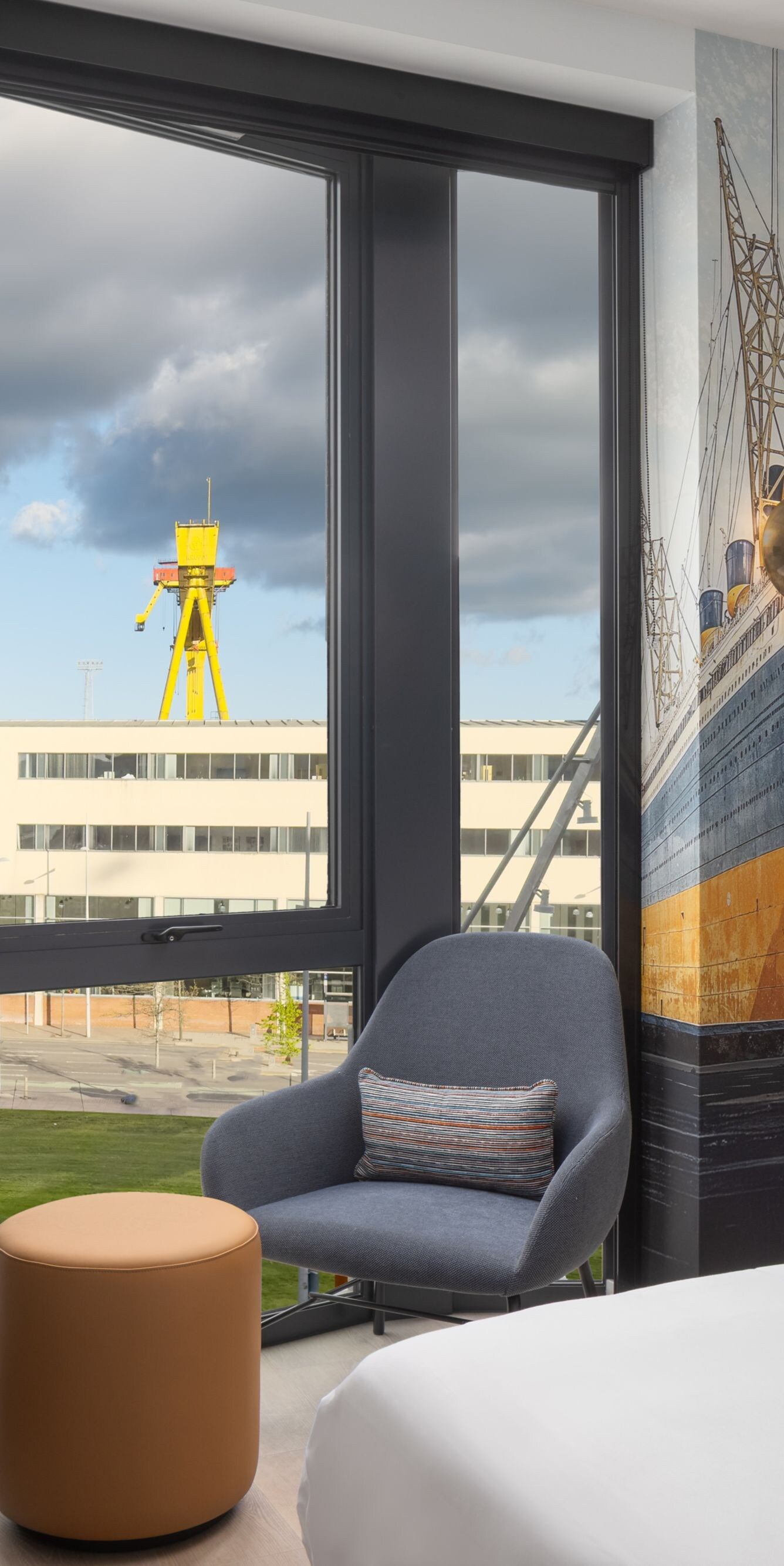 Twin Room with view of Harland and Wolff cranes