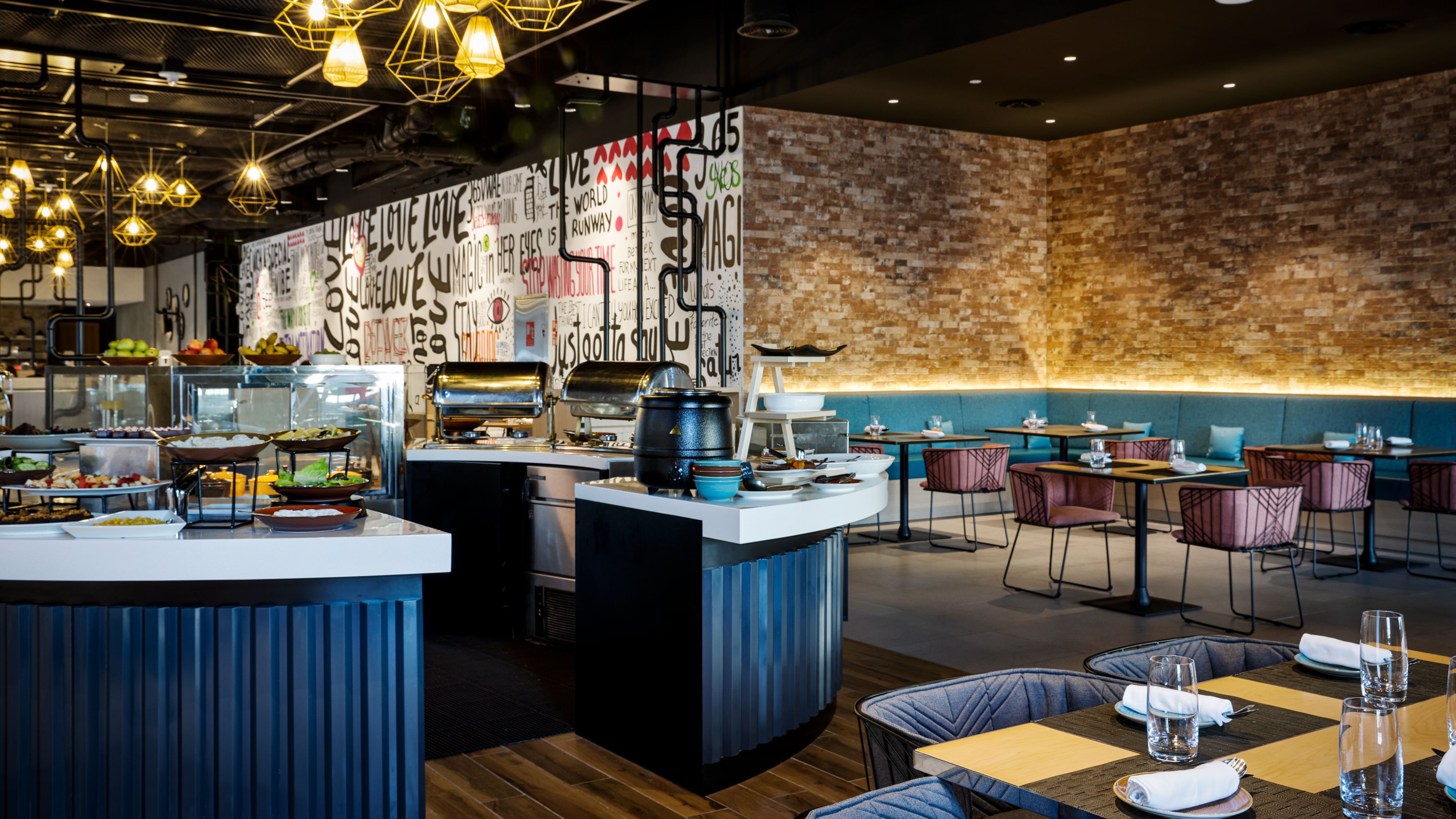 Dine and Stay at Aloft Dubai Airport