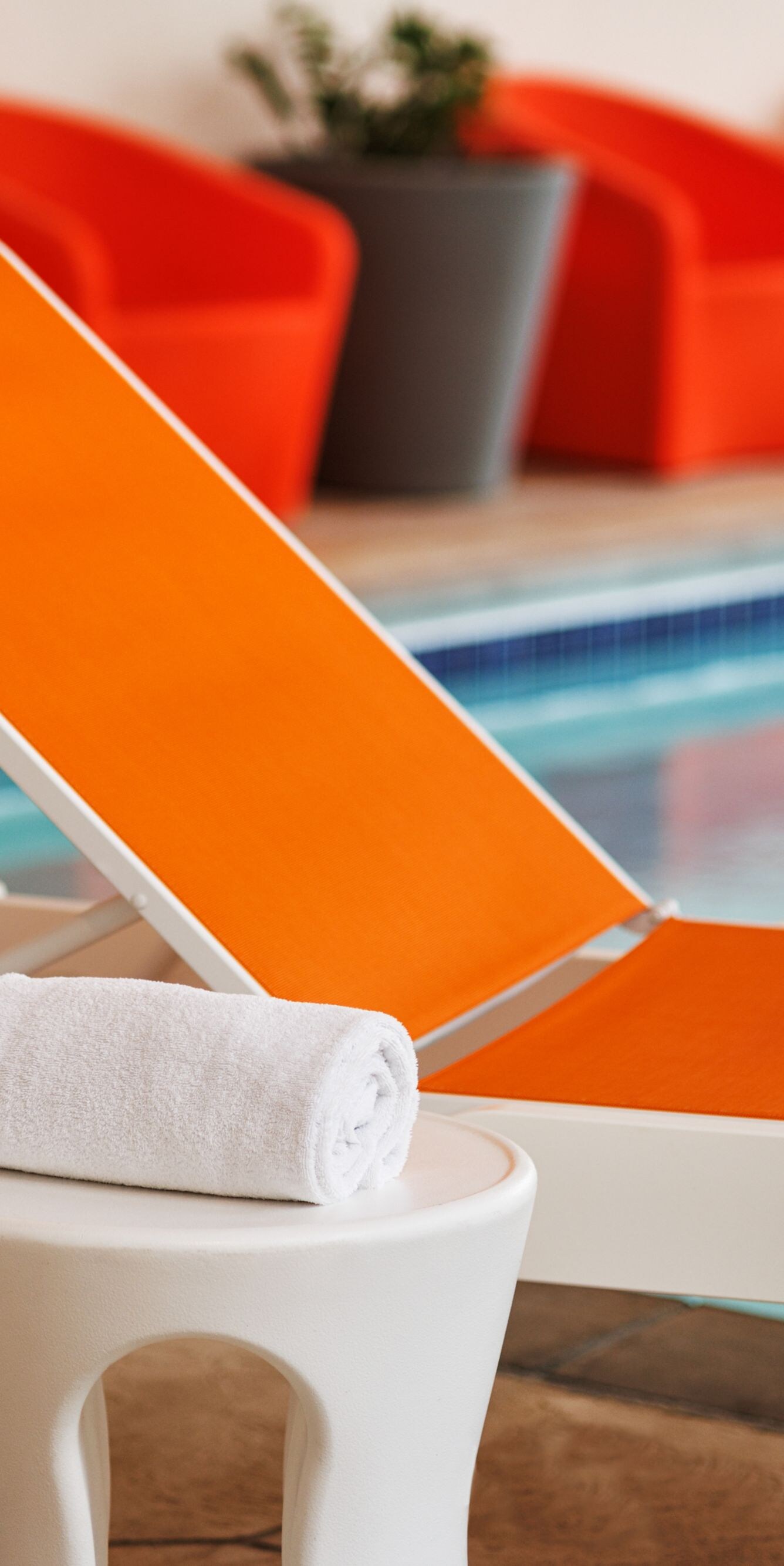 Poolside seating