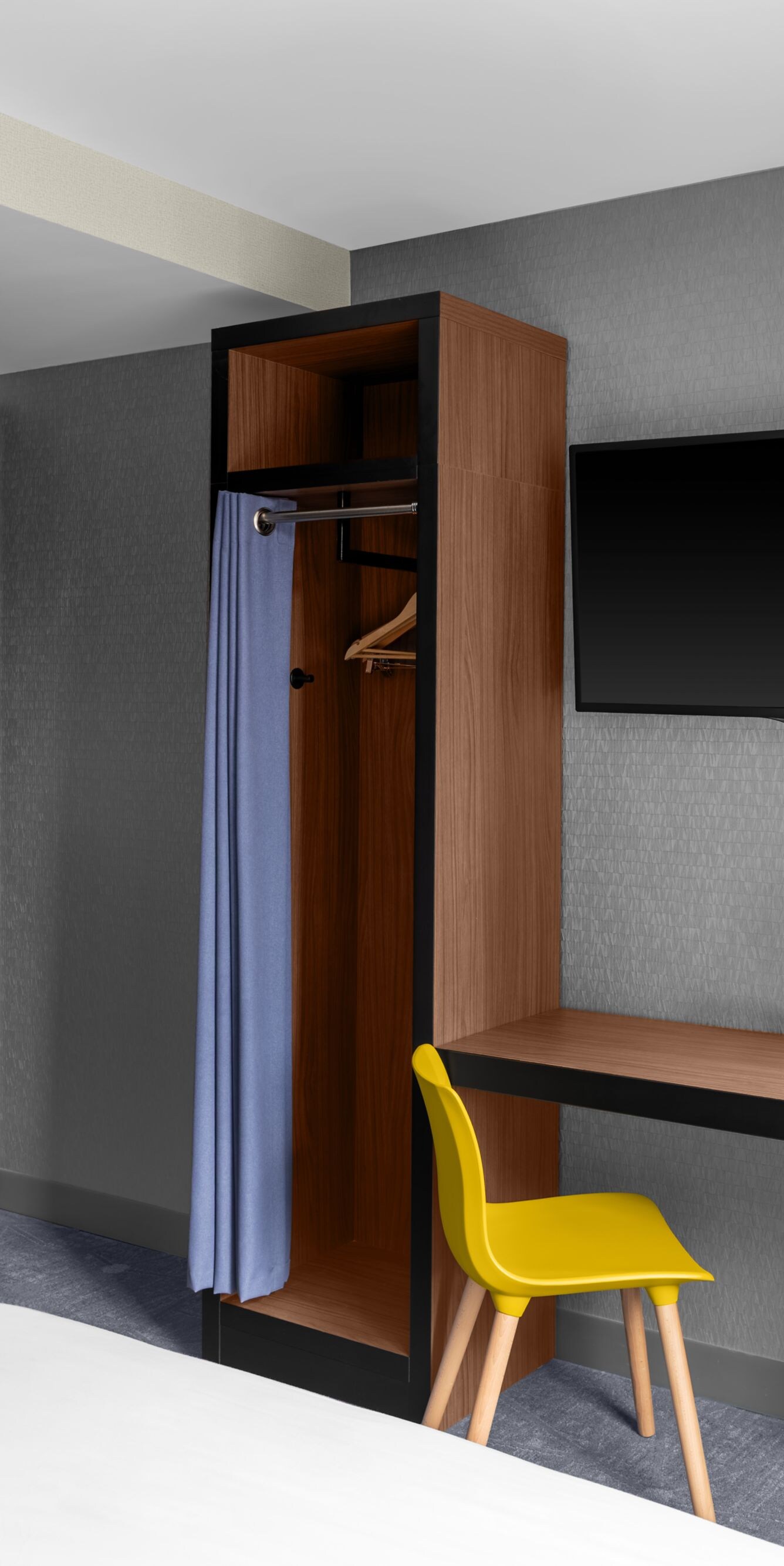 King Guest Room - Desk, Closet, and HDTV