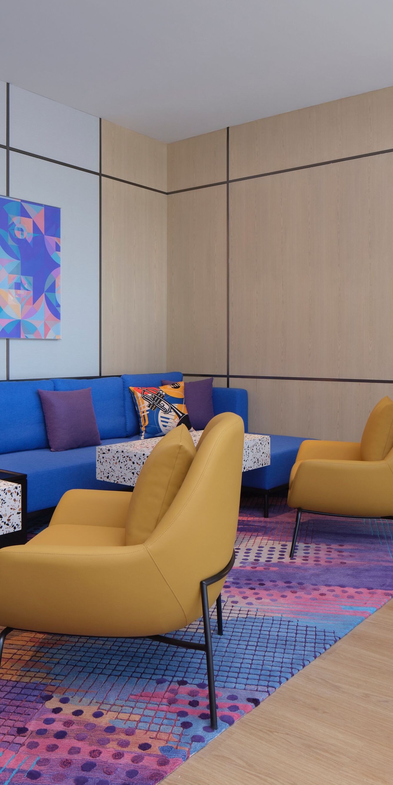 Lounge, different by design.