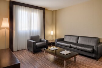 Junior Suite - Living Room