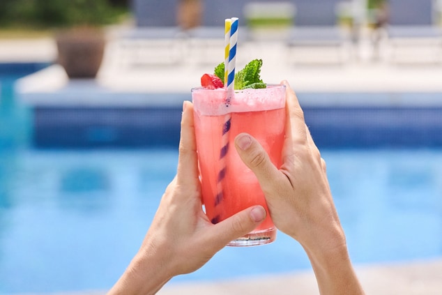 Cocktail at the pool