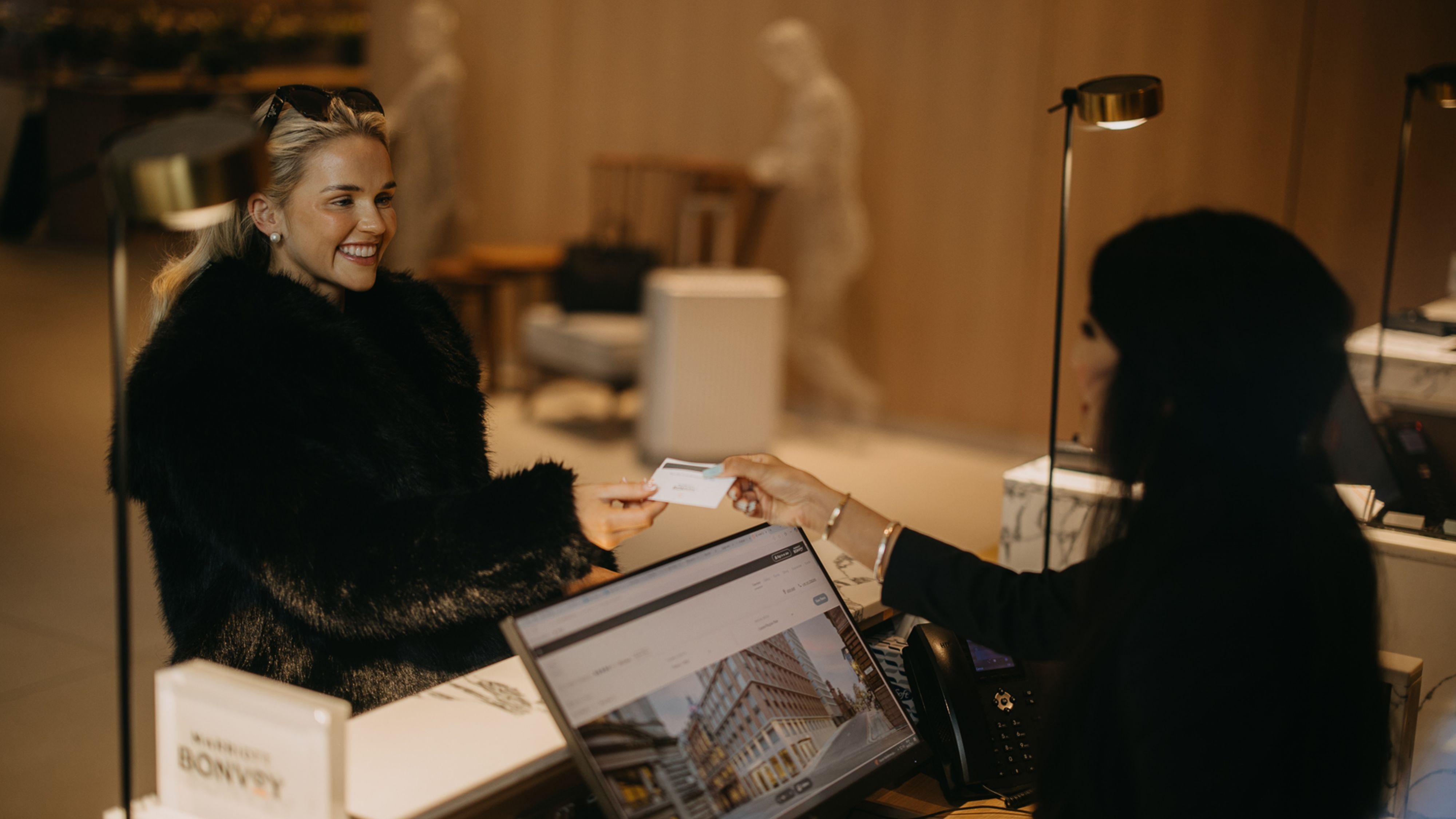 1,000 Extra Marriott Bonvoy points per stay