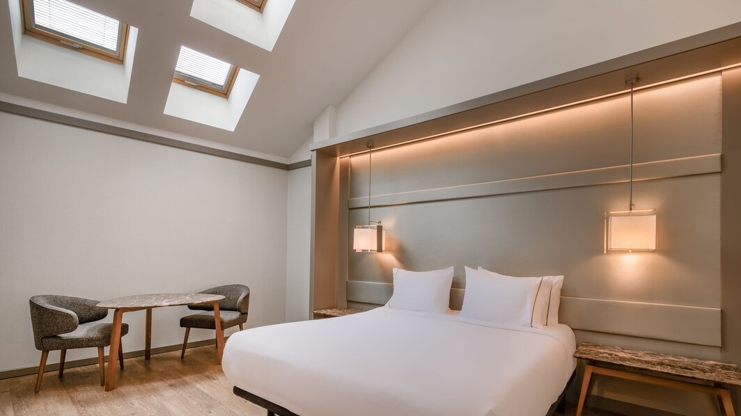 Hoteles con habitación Estándar con cama tamaño Queen en Madrid ciudad  