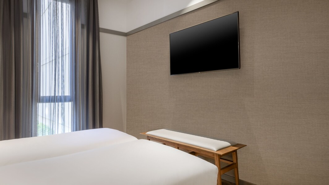 Habitación Superior con dos camas sencillas en hotel en Madrid