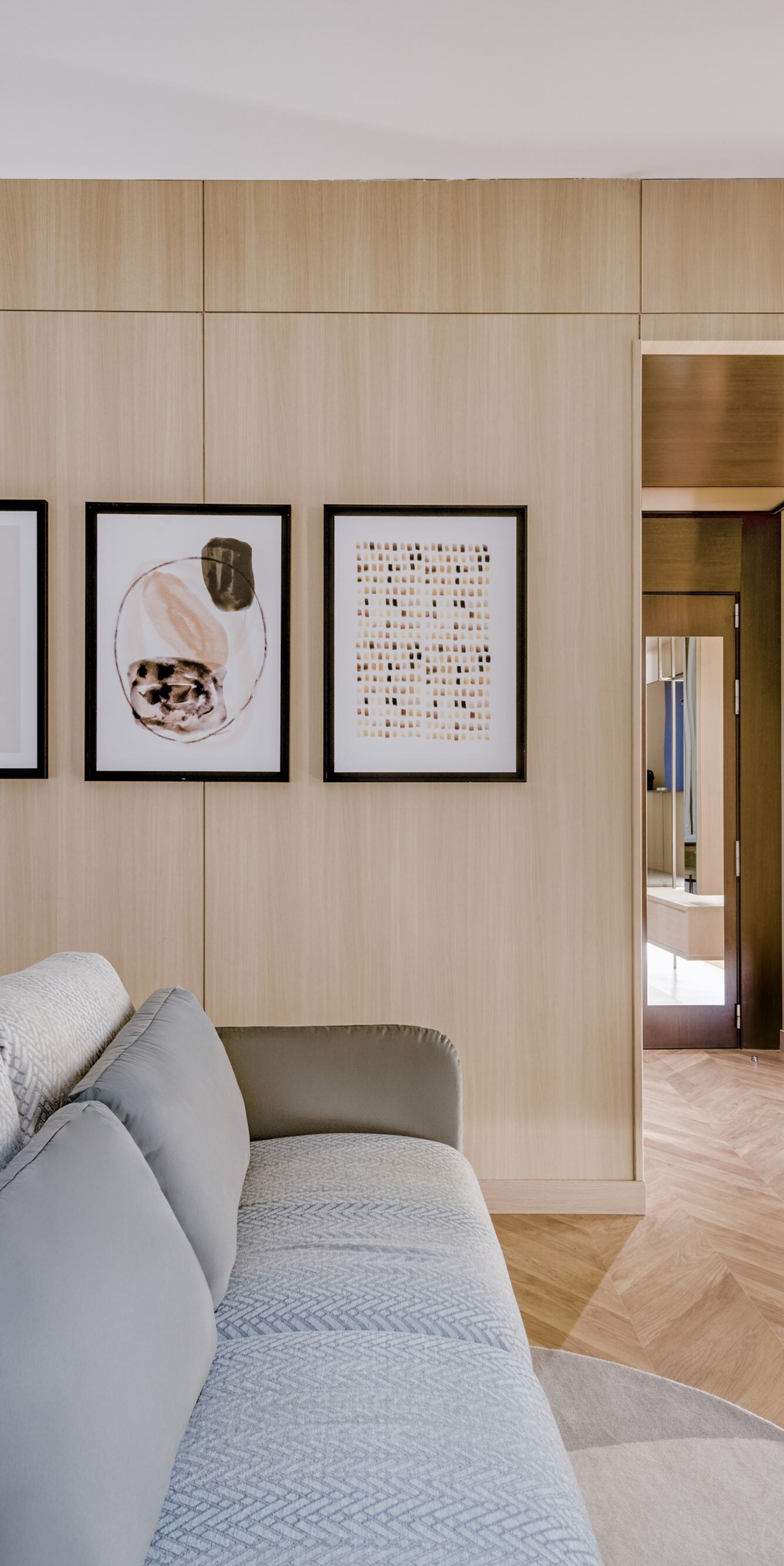 Guest room with sofa and modern art