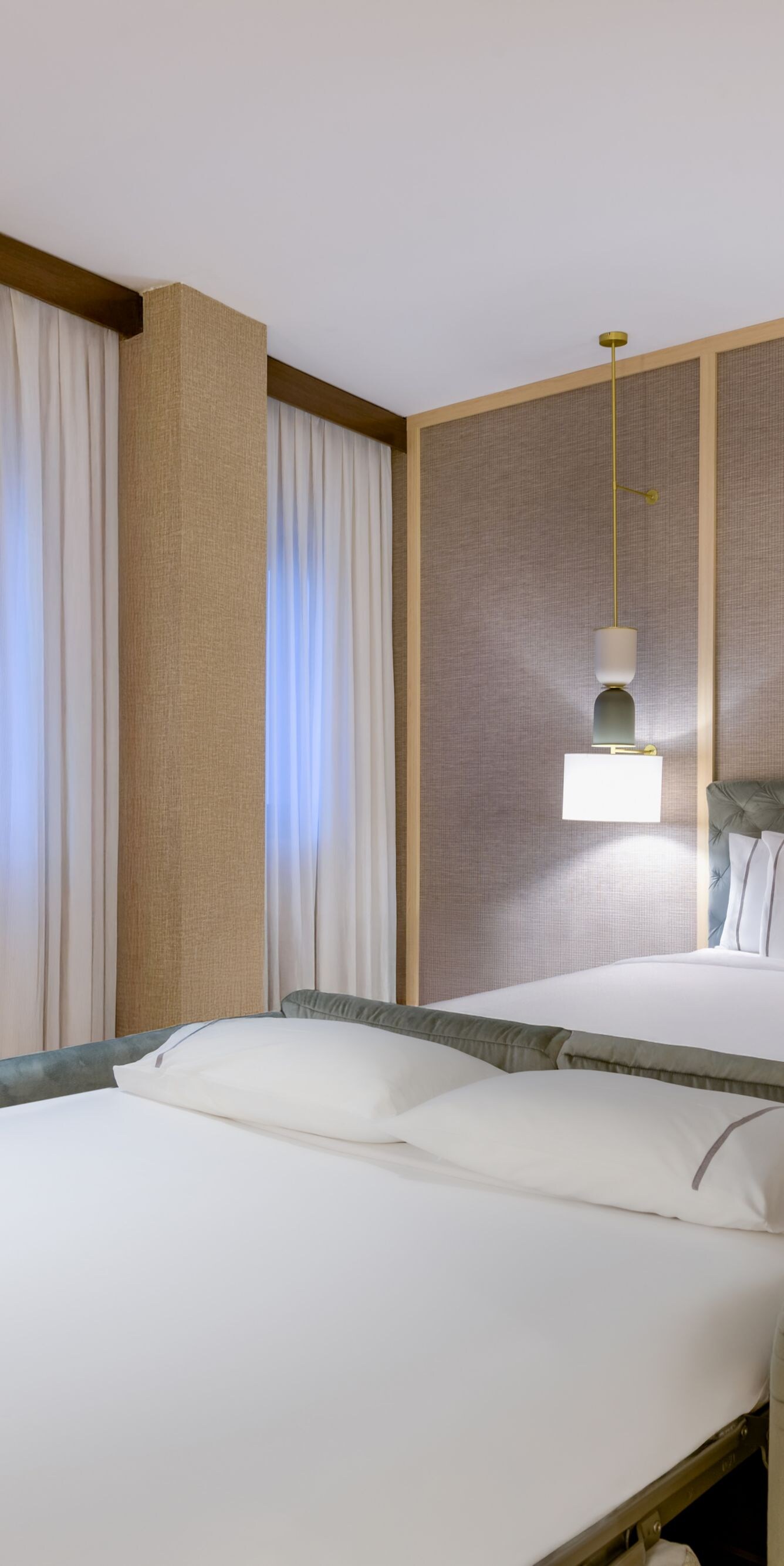 Guest room with king bed and sofa bed