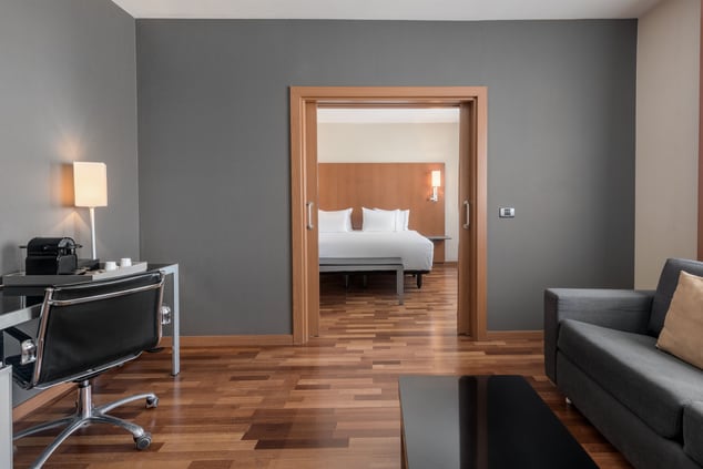 Junior Suite im AC Hotel Murcia – Wohnzimmer