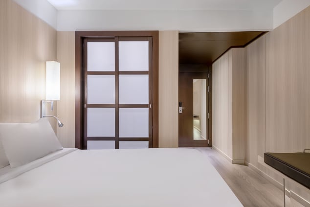 standard queen room, hotel in cordoba, spain