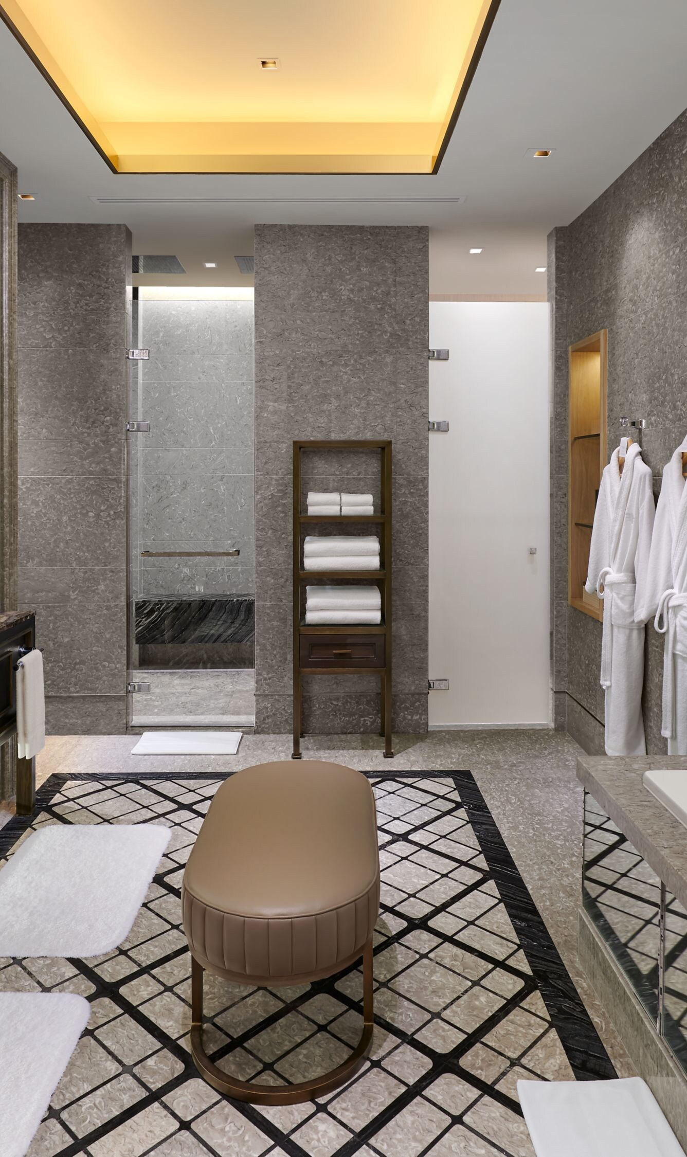 Royal Suite Bathroom