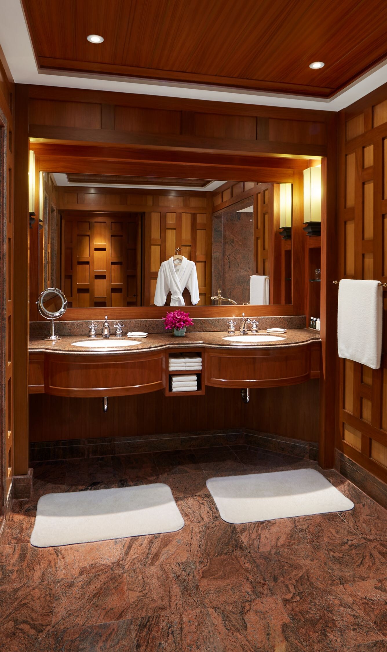 Rama Suite Bathroom
