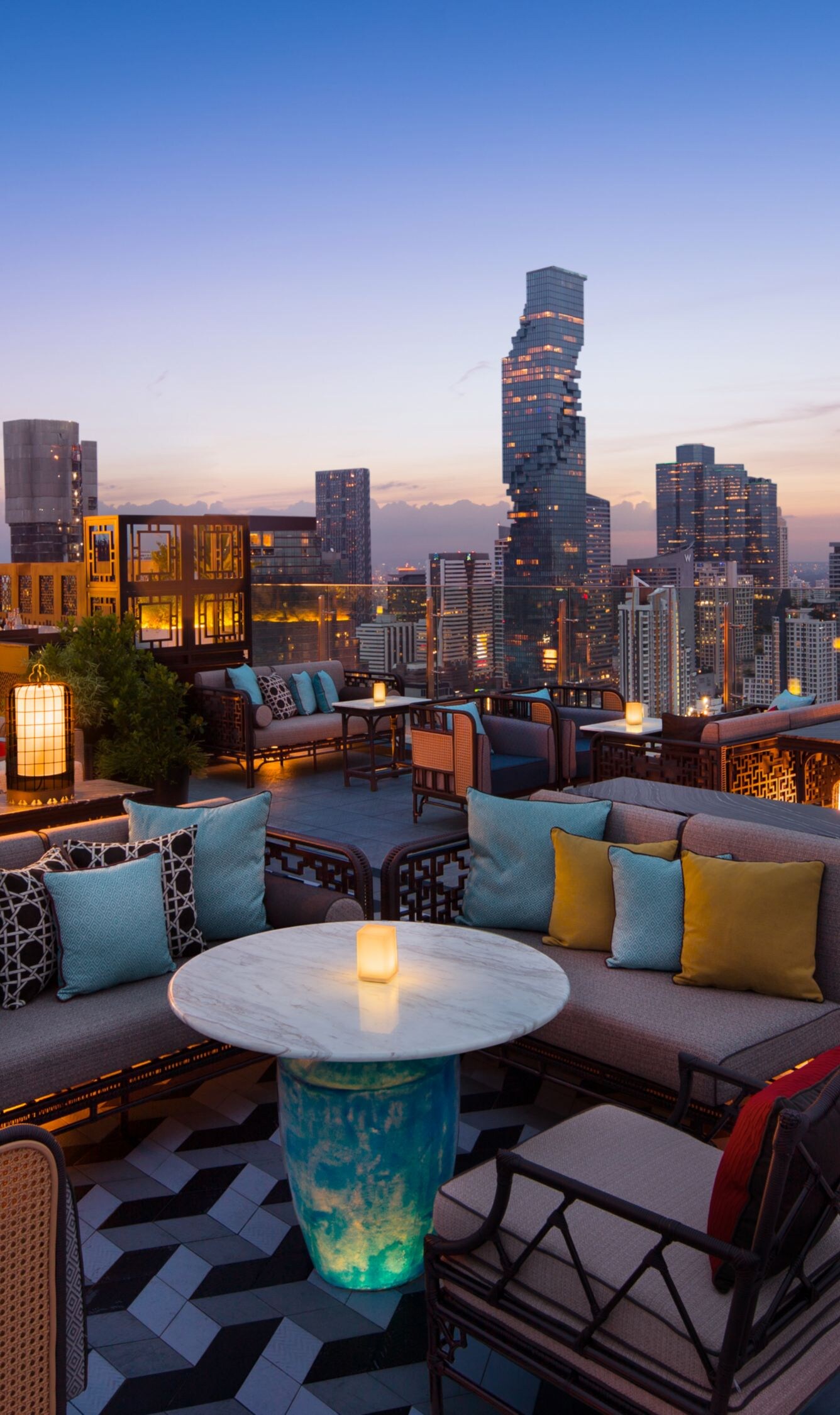 Yao Rooftop Bar