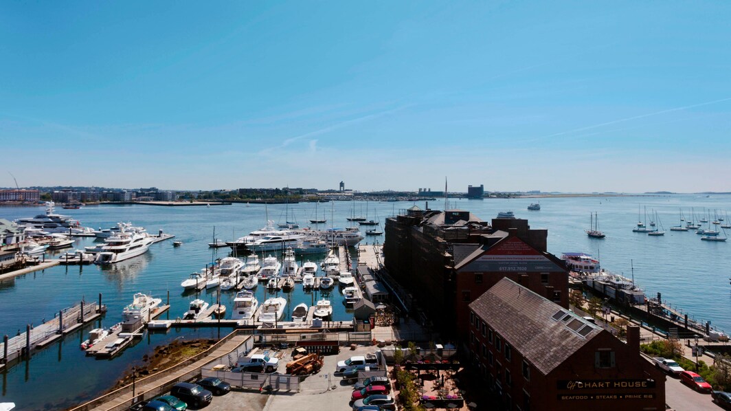Porto de Boston - Vista de frente para a água