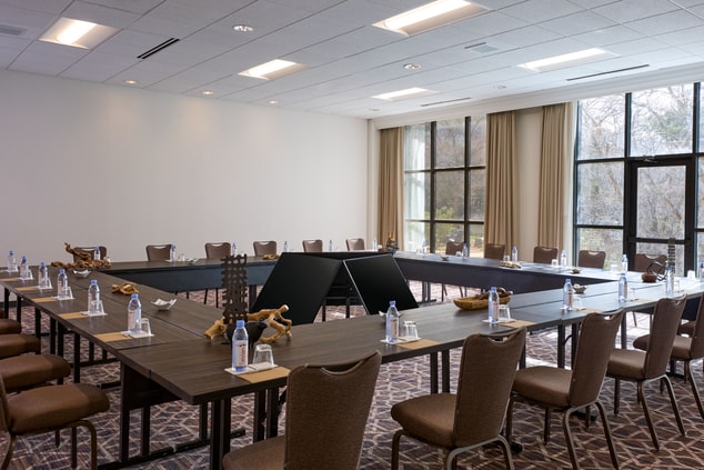 Photo of meeting room with large windows