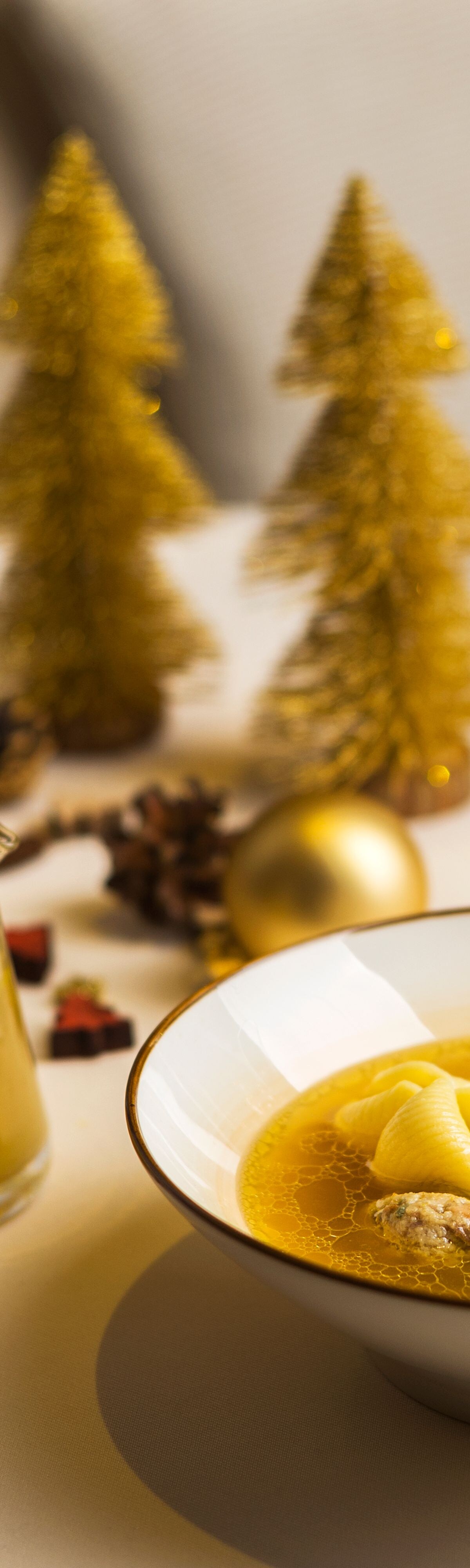 Christmas table setting