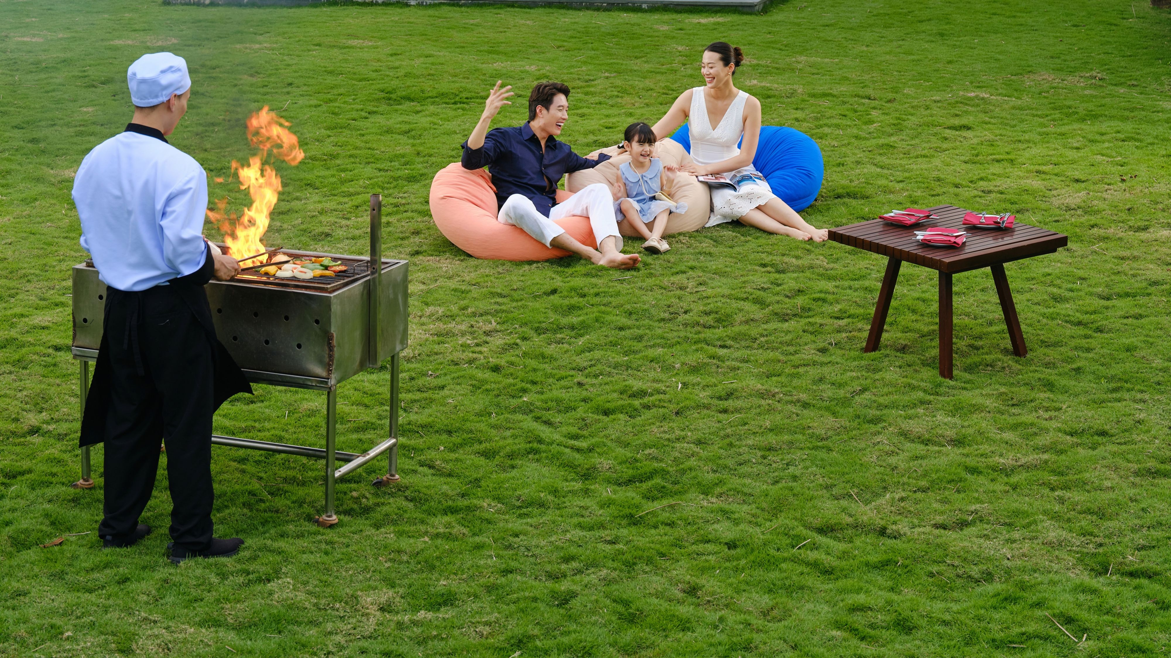 GRILL IN STYLE, IN-VILLA BBQ